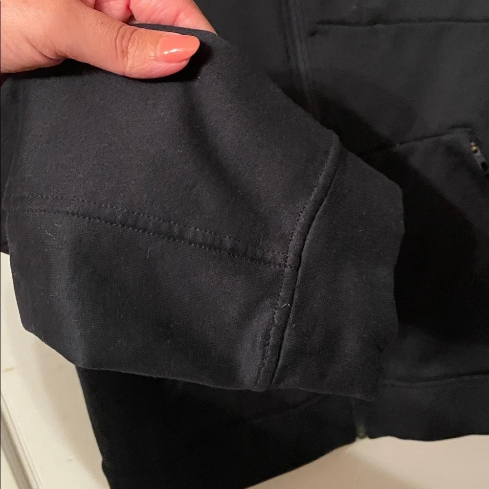 Lululemon Women's Medium Navy Zip Up Hoodie